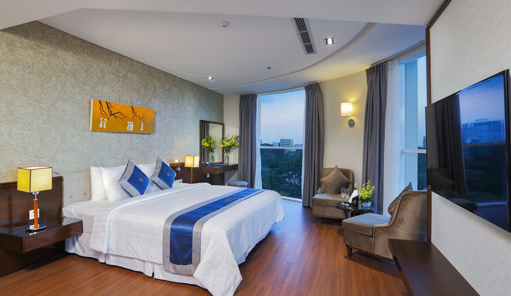 Central Palace Hotel 