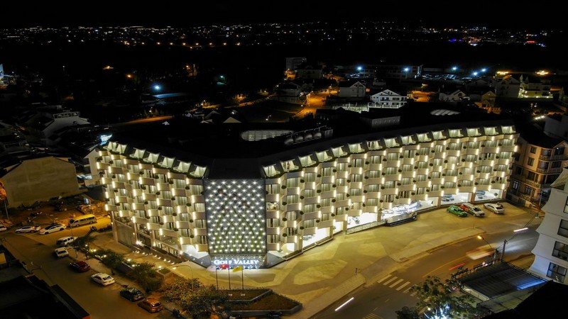 Khách sạn Golf Valley Hotel 