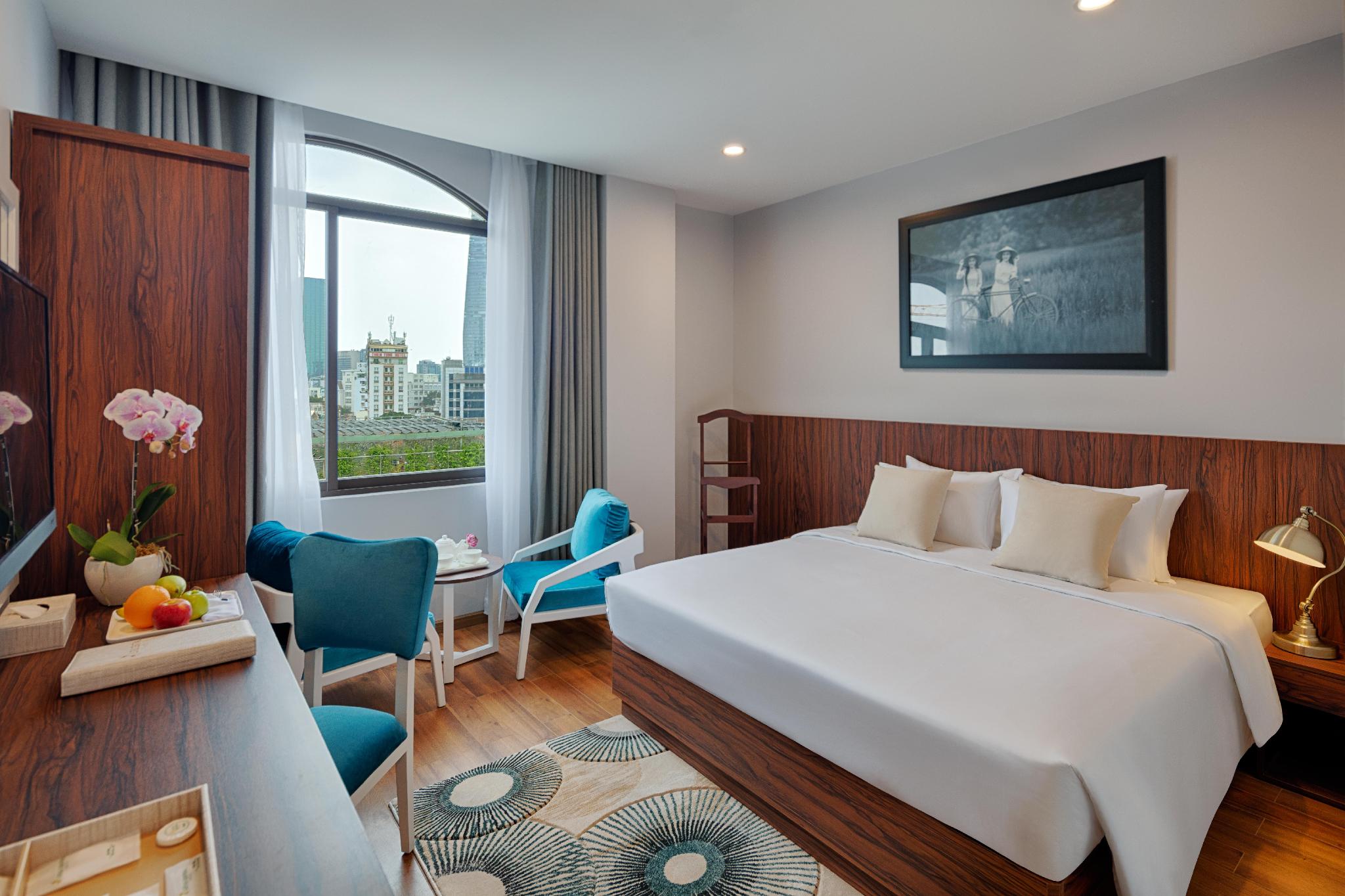 Lotus Central Hotel  – 4 sao