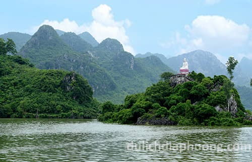Hồ Tuy Lai