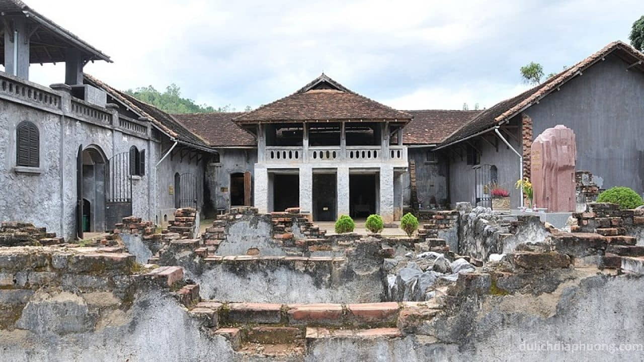 Du lịch Bảo tàng tỉnh Sơn La - Thành phố Sơn La