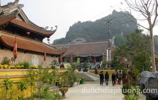 Du lịch Chùa Hang