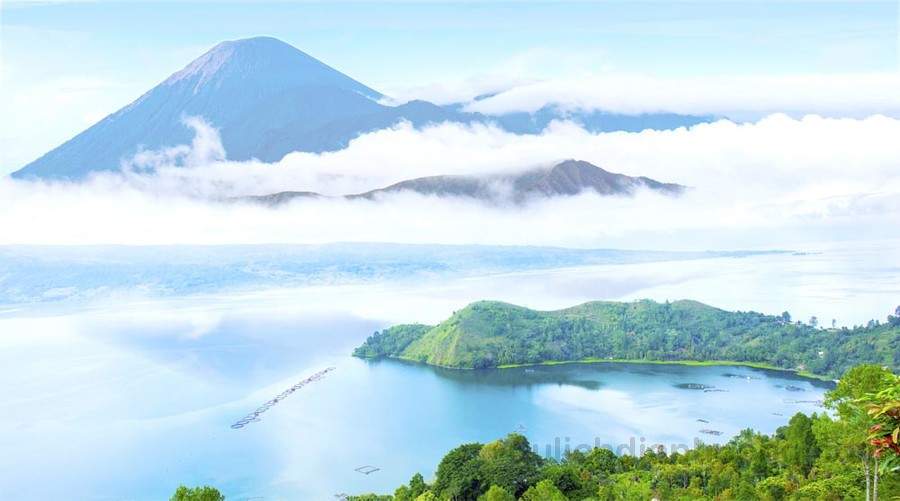 Hồ Toba địa điểm du lịch tại Indonesia