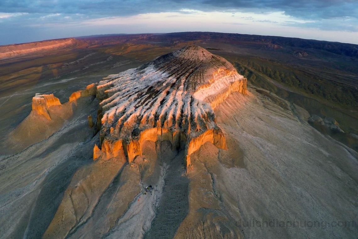 Mangistau địa điểm du lịch ở Kazakhstan - kinh nghiệm du lịch Kazakhstan