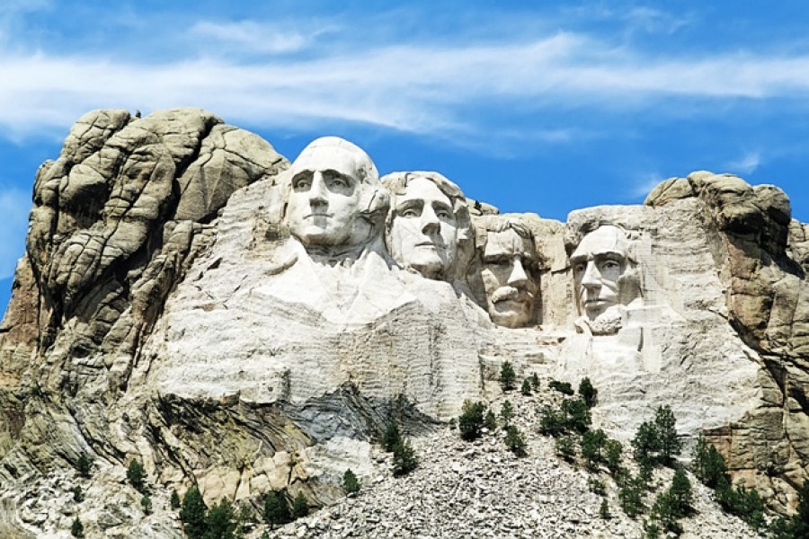 Núi Tổng Thống Mount Rushmore địa điểm du lịch tại Hoa Kỳ